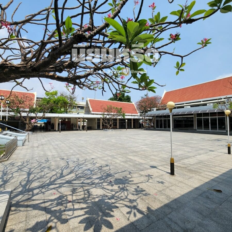 พวงหรีดวัดตรีทศเทพ