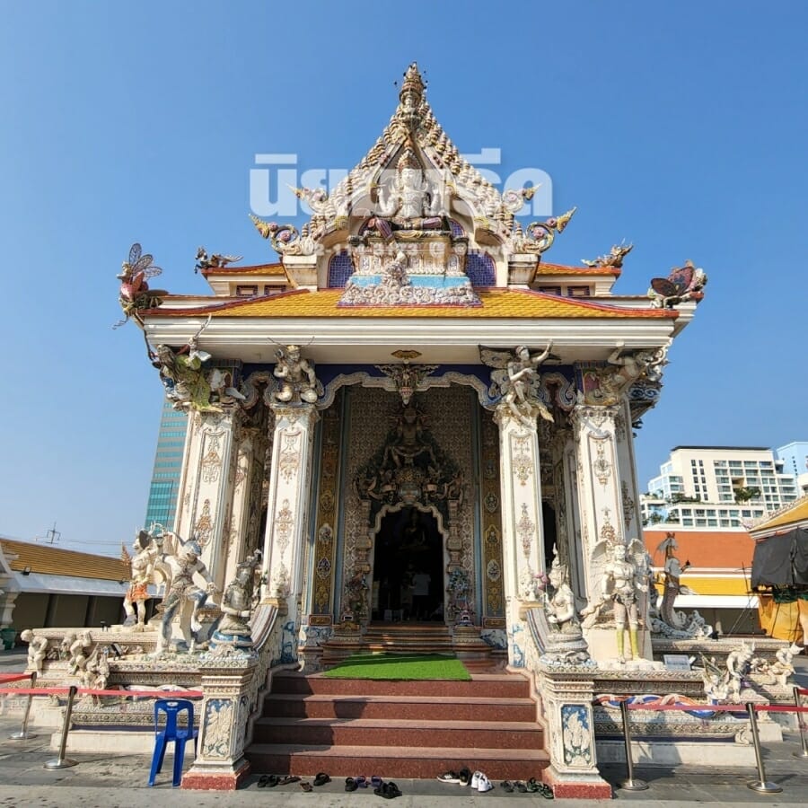 พวงหรีดวัดปริวาส