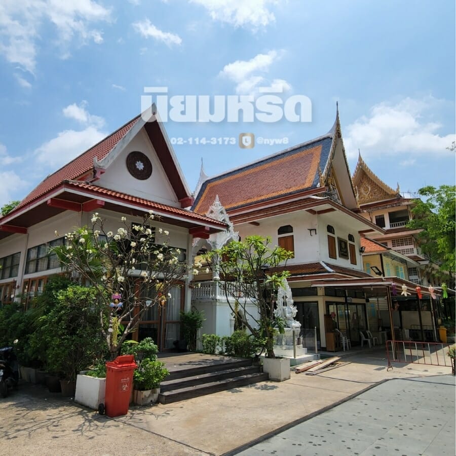 พวงหรีดวัดสุทธิวราราม