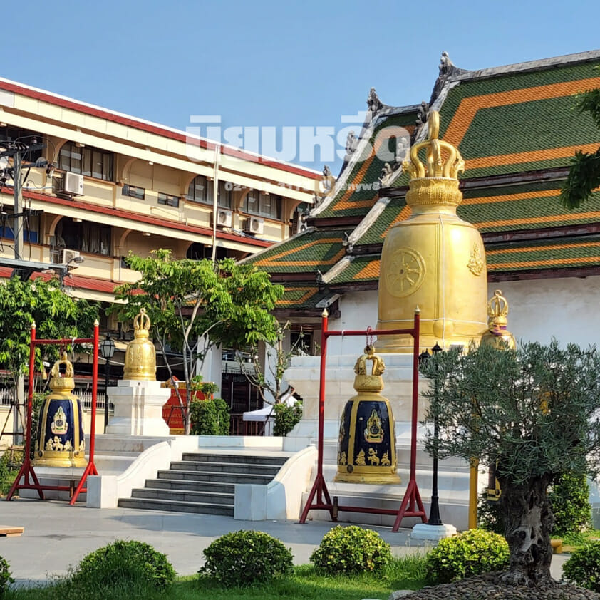 พวงหรีดวัดระฆัง