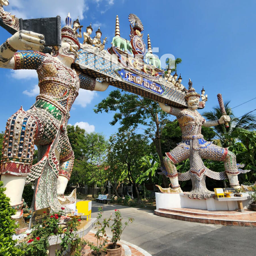 พวงหรีดวัดเสาธงหิน
