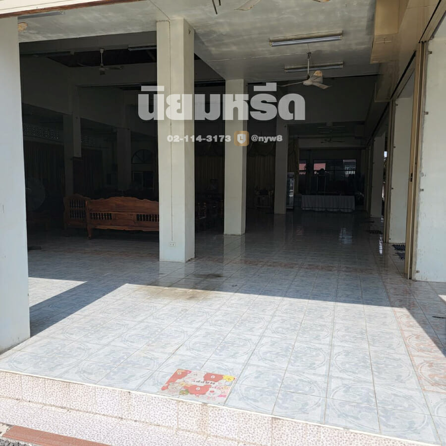 พวงหรีดวัดเสาธงหิน