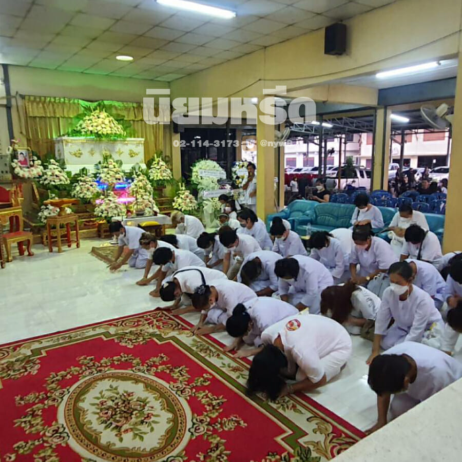พวงหรีดวัดนินสุขาราม