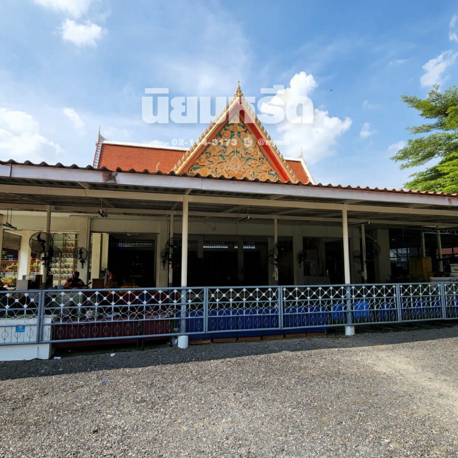 พวงหรีดวัดเสาธงหิน