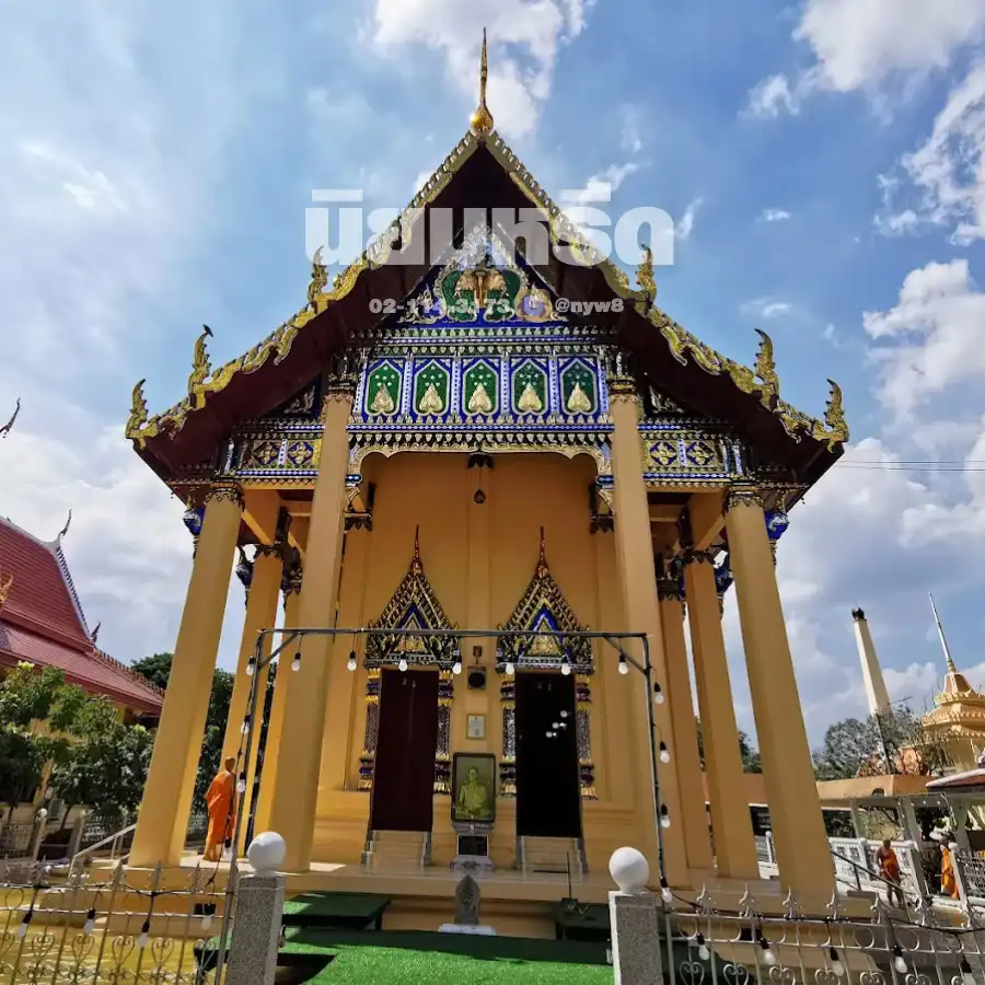 พวงหรีดวัดอาษาสงคราม อำเภอพระประแดง